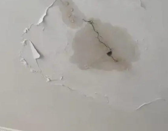 普兰阳台漏水维修公司分享下屋面防水工程质量问题原因分析